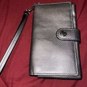 Used!!!Coach Gray Pewter Leather Slim Snap Wristlet iPhone 4-6 Wallet fit F53311